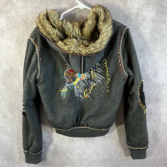 🔺SOLD🔺 Two Face Women’s Hooded Jacket M Gray Faux Fur Lined Stitch & Embroidered - Picture 7 of 14